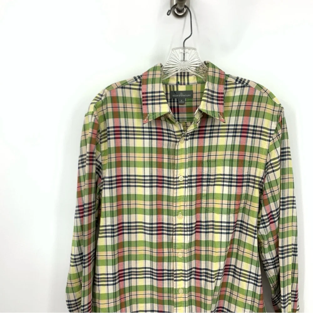LL Bean Signature Men Size Small Shirt Button Down Top Green Yellow Plaid Cotton